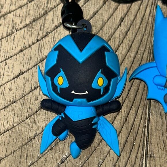 DC Baby and boy bat 🦇 Superhero 🦸 book 📖 bag clips. Also Keychain hook 🪝 - Picture 7 of 17